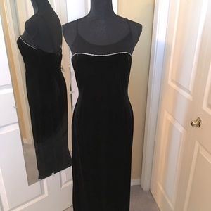 Beautiful Velveteen dress w/a little Sparkle!!